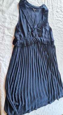 Versona Navy Blue Pleated Ruffled V-Neck Sleeveless Dress Size L